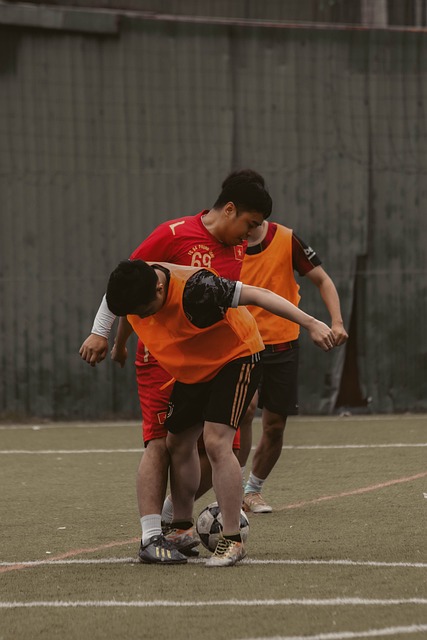不仅在防守